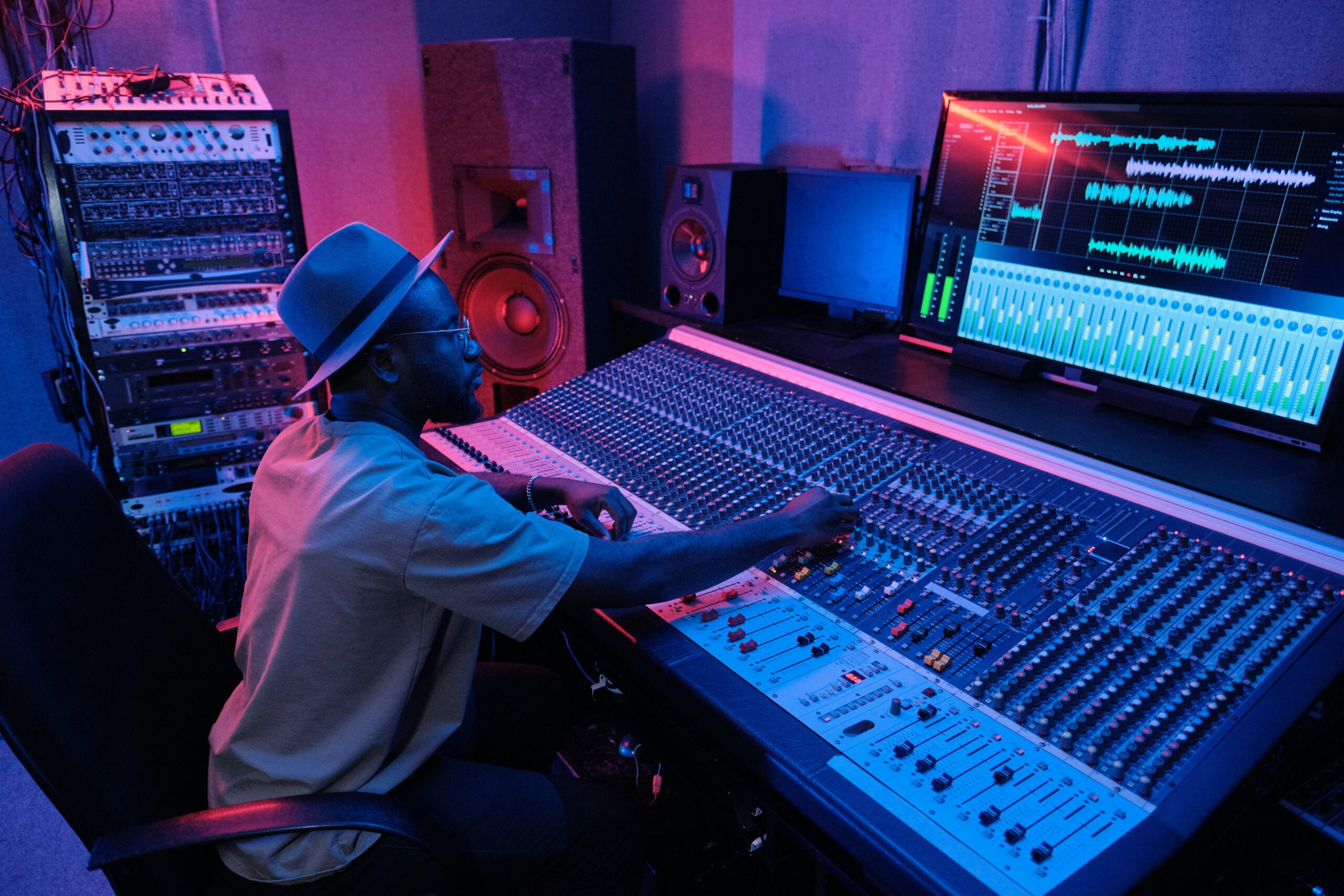 The Rise of Independent Artists: How the Music Industry is Changing
